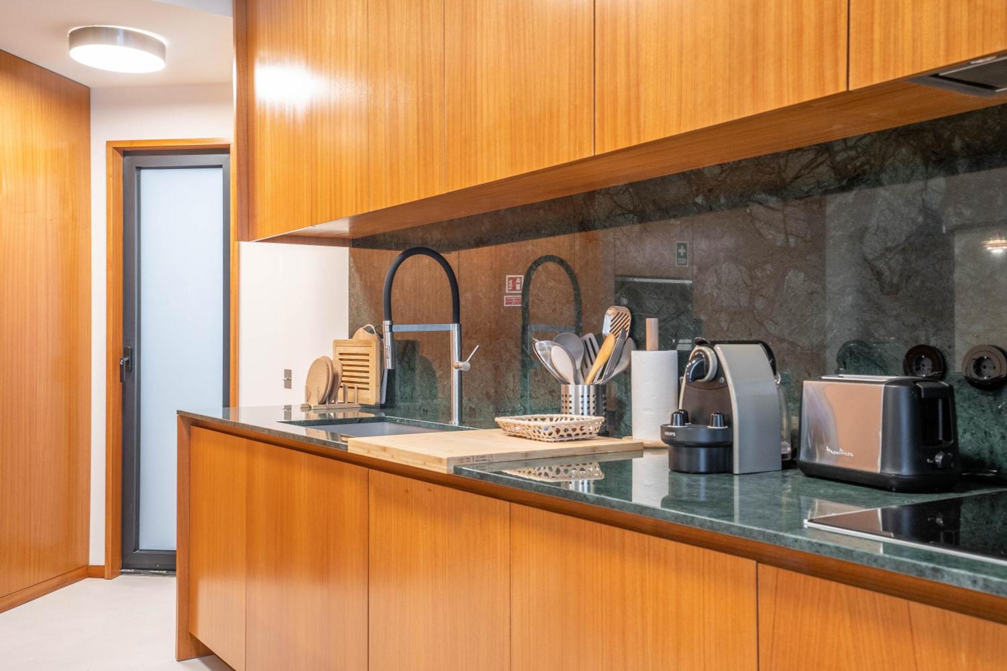 Sublime Downtown Retreat By Elsa Appartement Porto Buitenkant foto